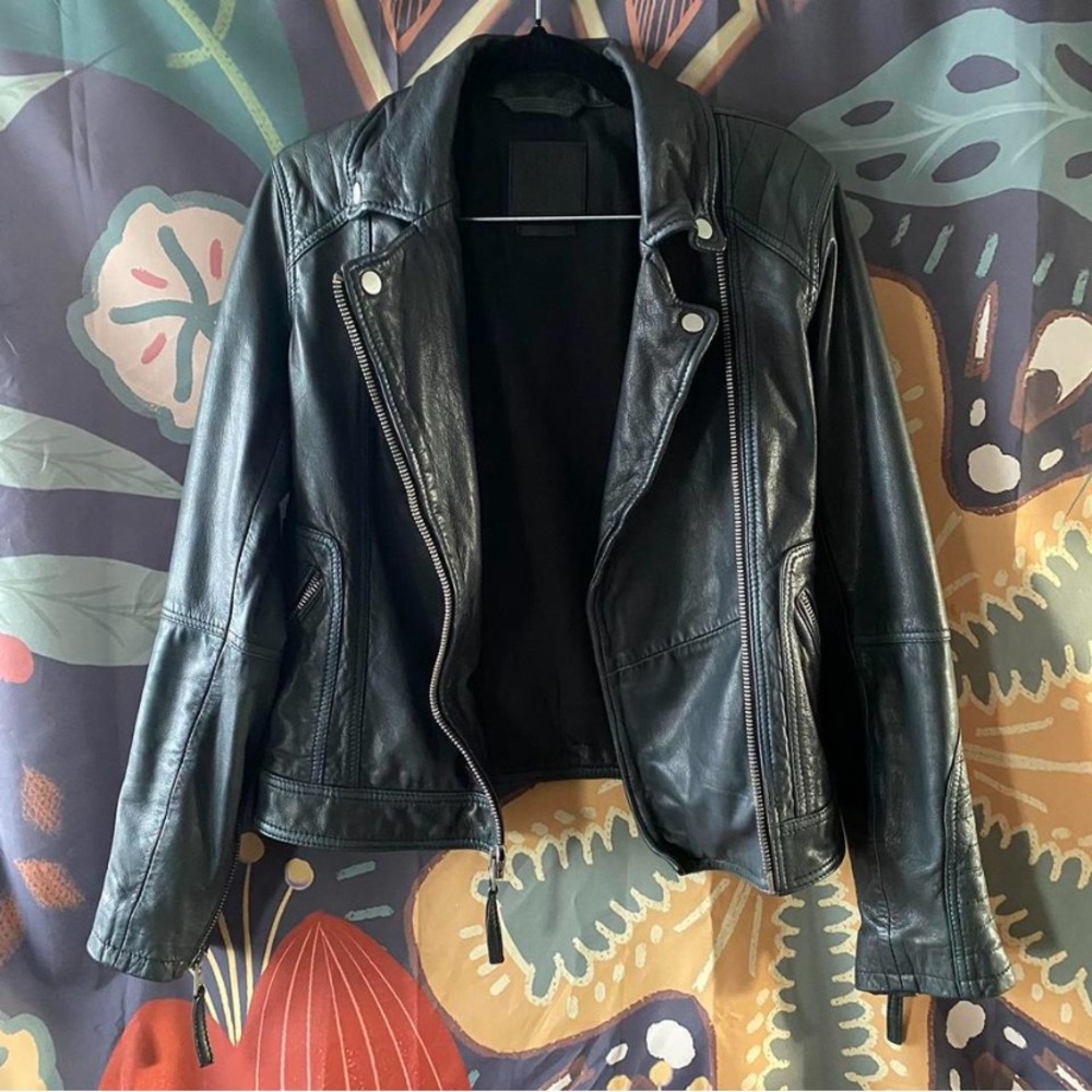 Abercrombie & Fitch genuine leather jacket